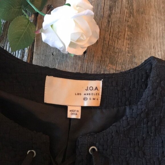 J.O.A. Los Angeles Tweed Lace-Front LBD Size XS - Picture 8 of 8